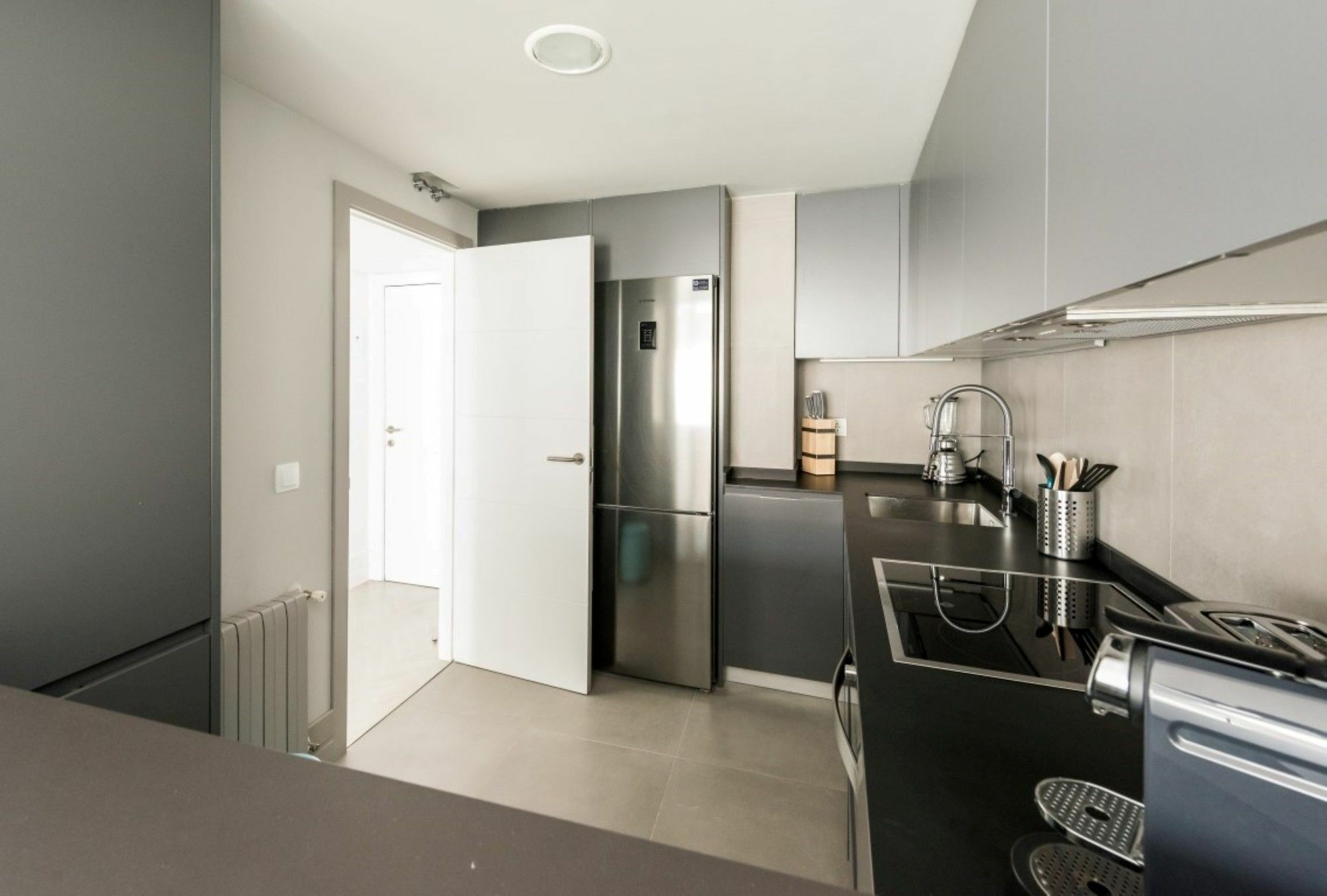 Plaza Dos De Mayo Center Apartment Madrid